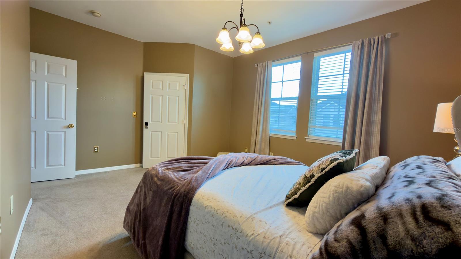 HAMPTONS/METROWEST - Residential