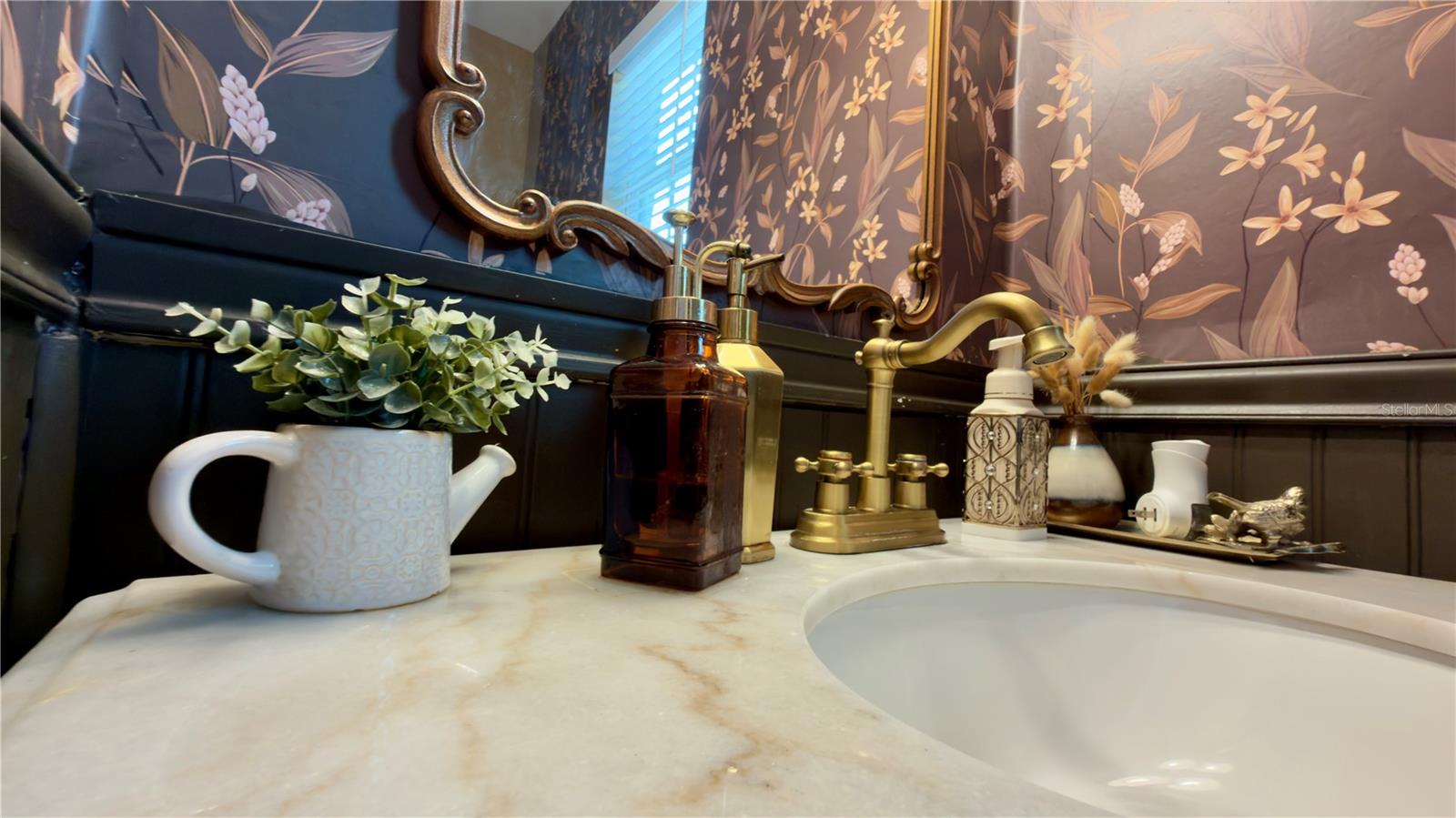 HAMPTONS/METROWEST - Residential