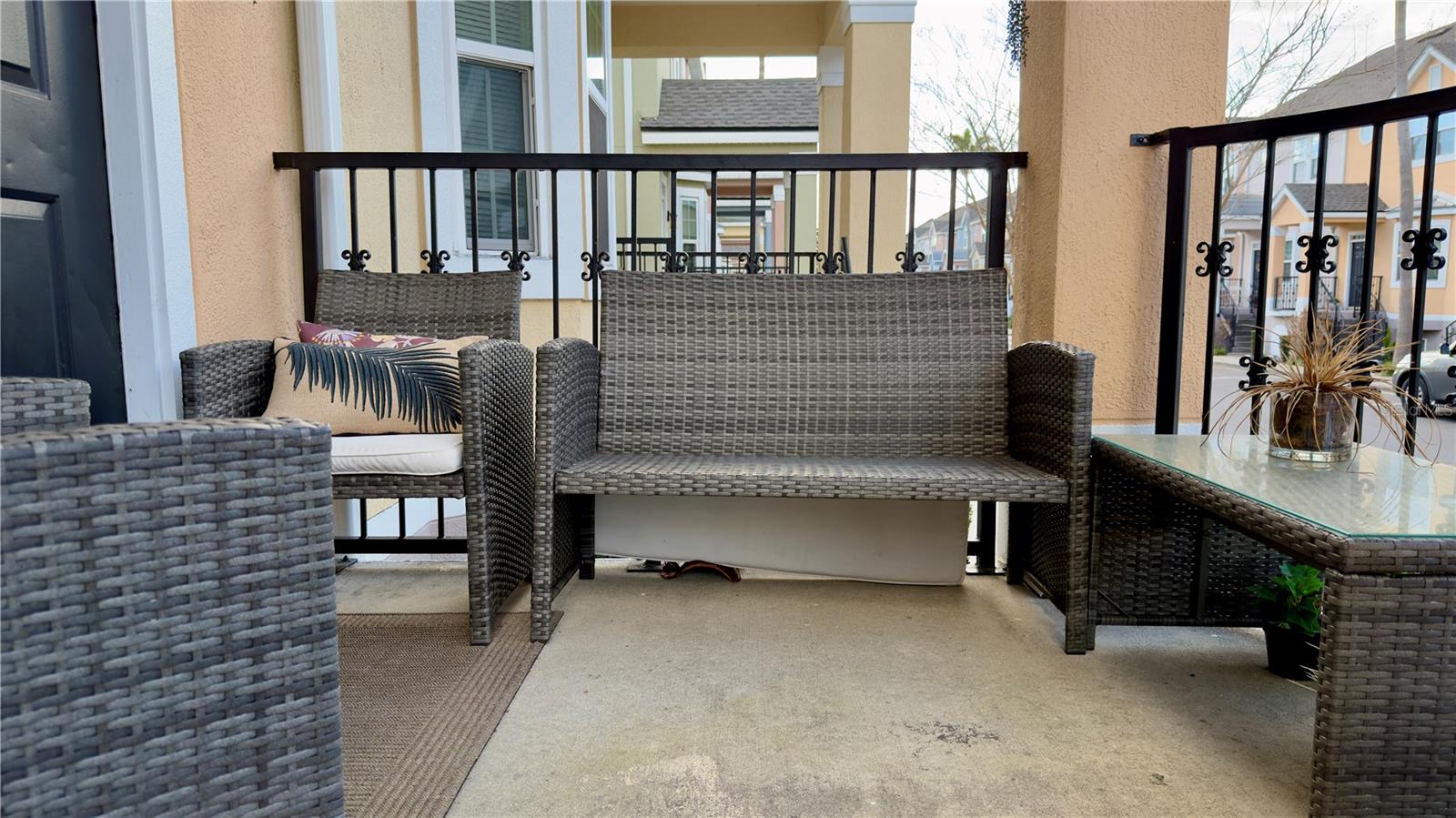 HAMPTONS/METROWEST - Residential