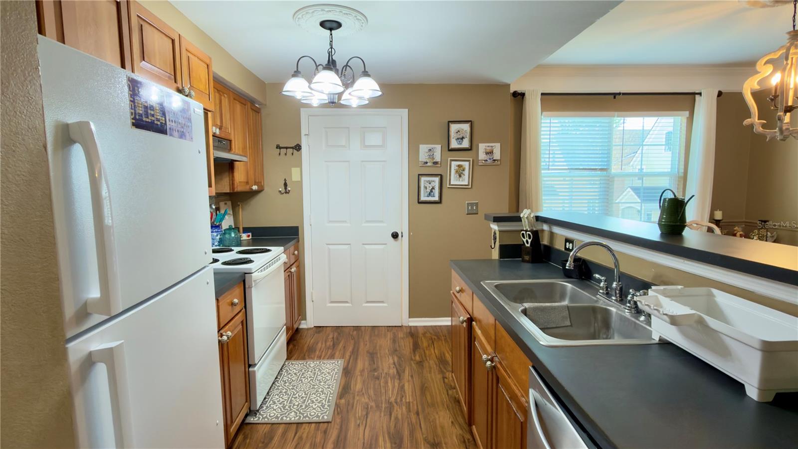 HAMPTONS/METROWEST - Residential