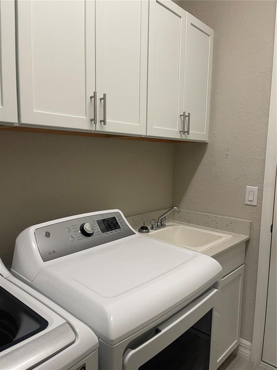 COUNTRY CLUB EAST AT LAKEWD RNCH YY1-4 - Residential Lease