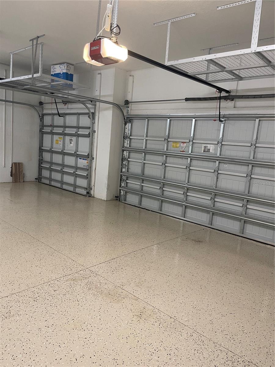 COUNTRY CLUB EAST AT LAKEWD RNCH YY1-4 - Residential Lease