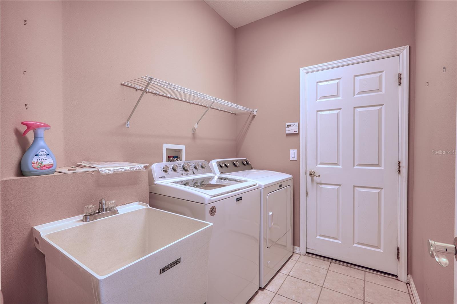 LAKERIDGE FALLS PH 1A - Residential