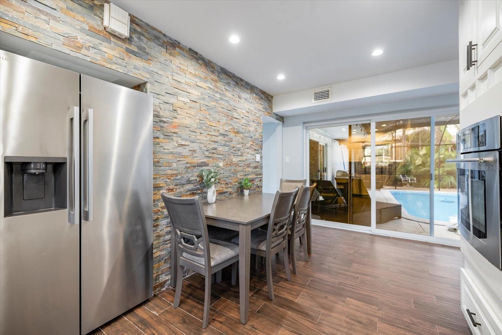 OLDSMAR COUNTRY CLUB ESTATES SEC 2 BLK 3, LOT 6 - Residential