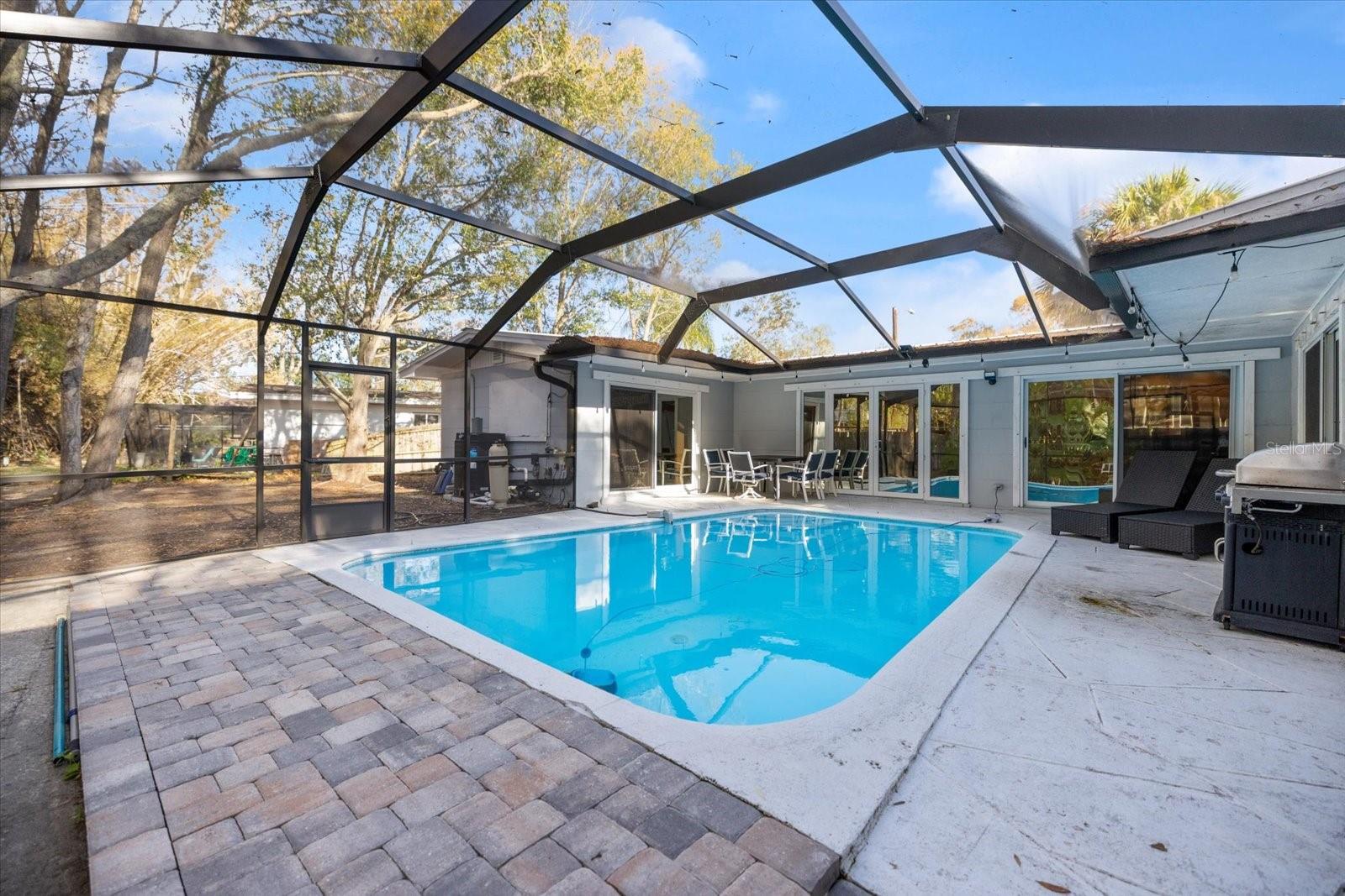 OLDSMAR COUNTRY CLUB ESTATES SEC 2 BLK 3, LOT 6 - Residential