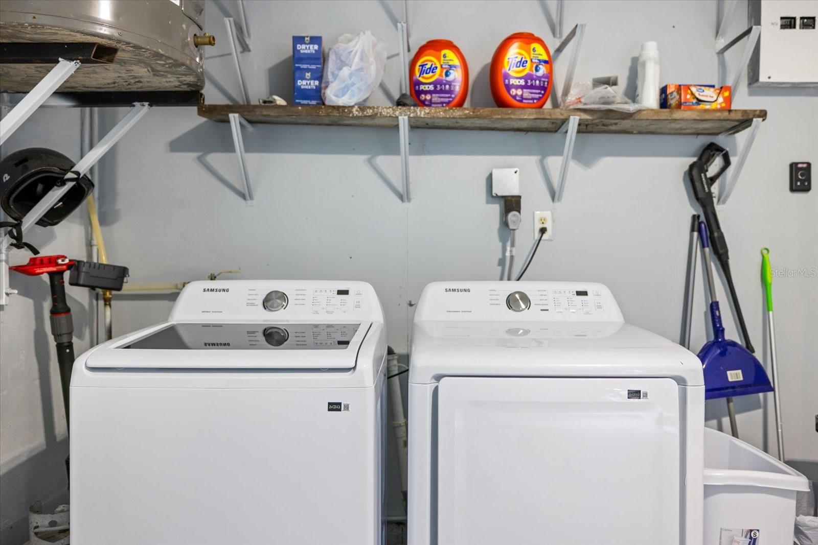 OLDSMAR COUNTRY CLUB ESTATES SEC 2 BLK 3, LOT 6 - Residential