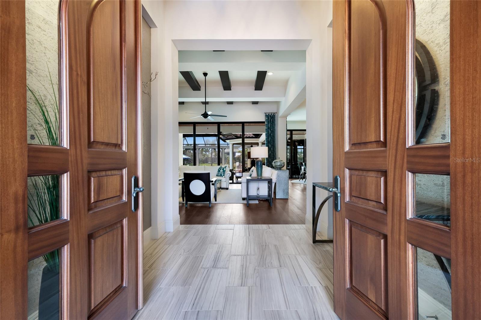 LAKE CLUB PH II - Residential