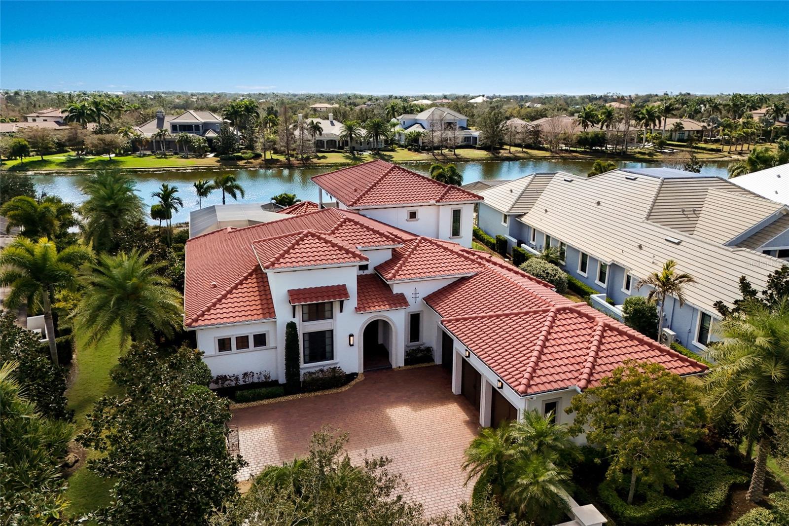 LAKE CLUB PH II - Residential