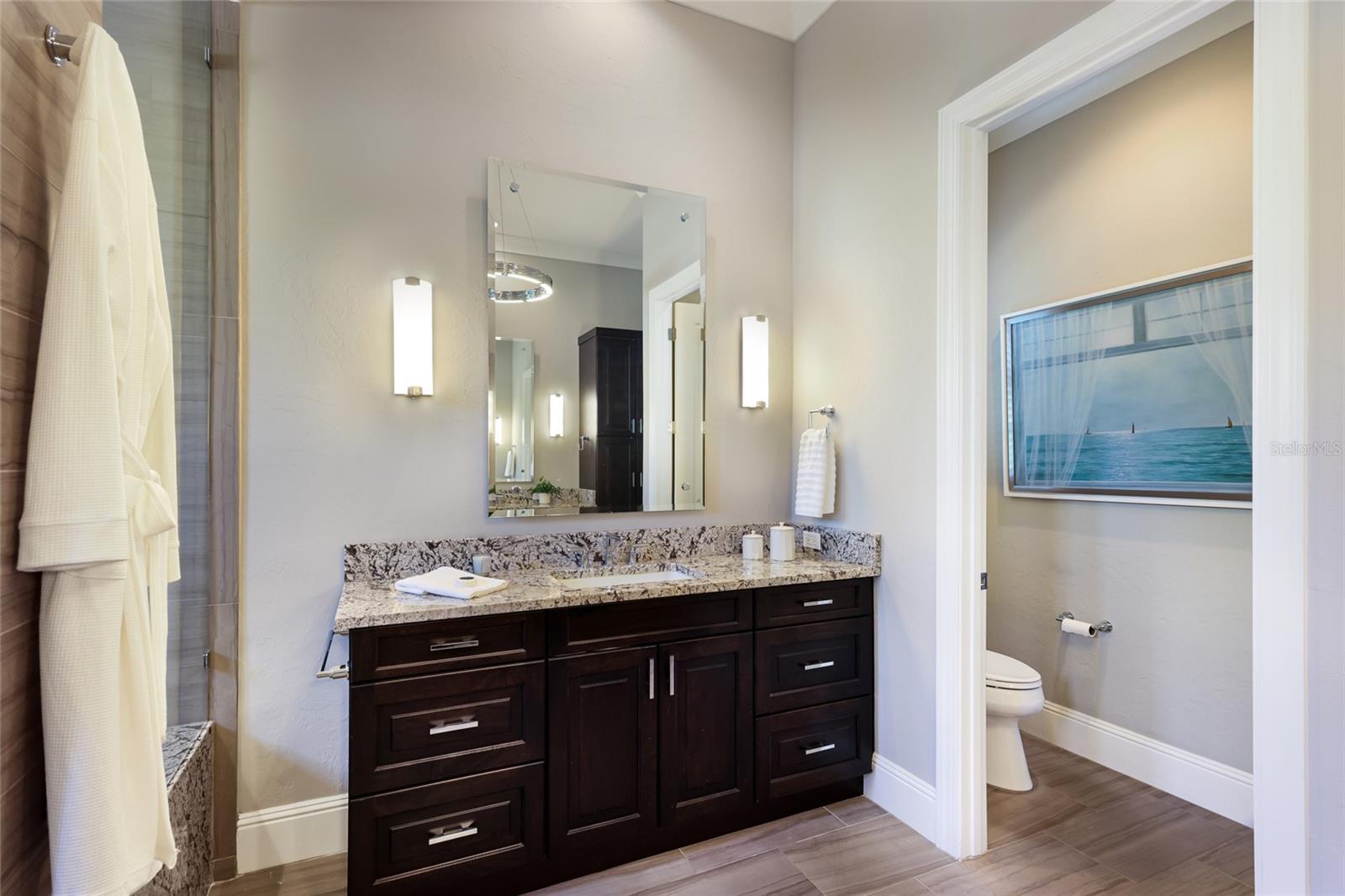 LAKE CLUB PH II - Residential