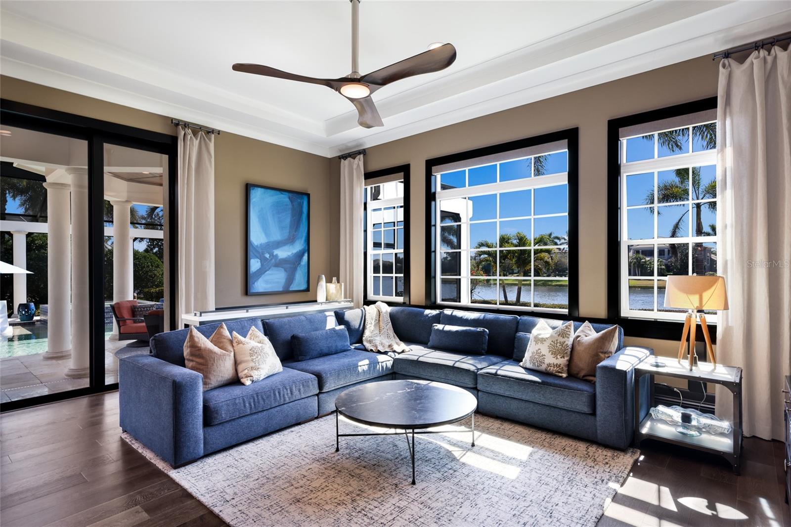 LAKE CLUB PH II - Residential