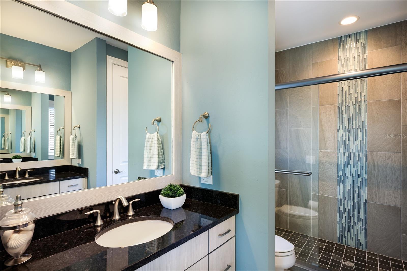 LAKE CLUB PH II - Residential