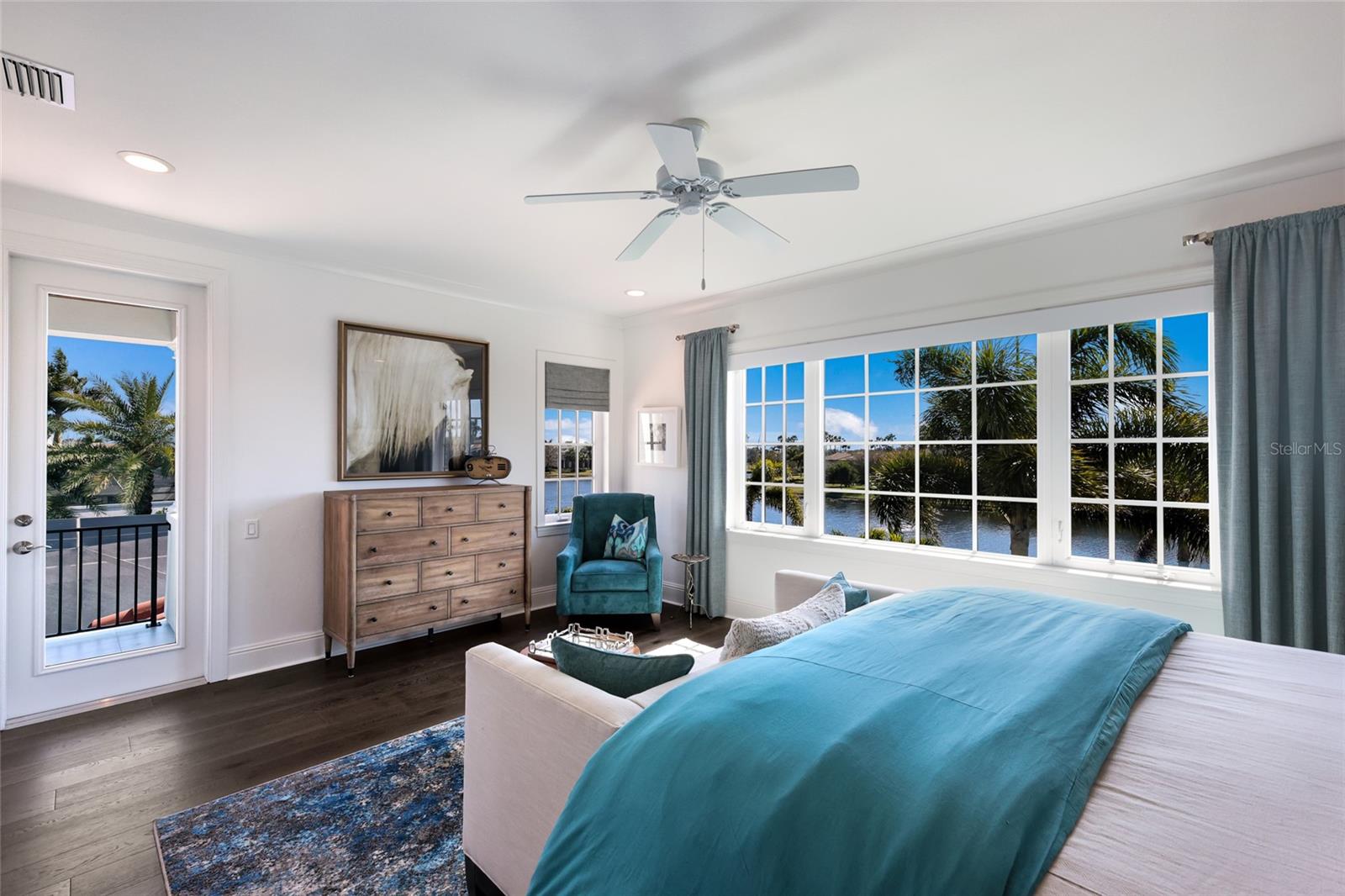 LAKE CLUB PH II - Residential