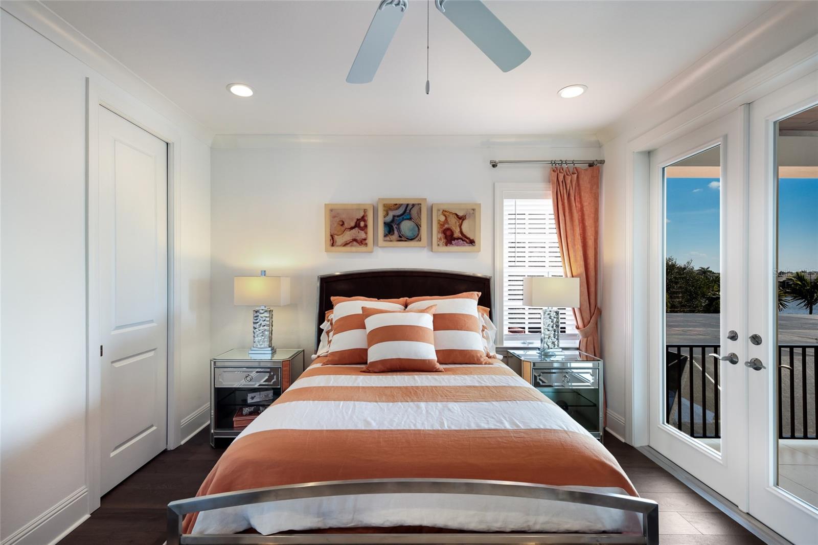 LAKE CLUB PH II - Residential