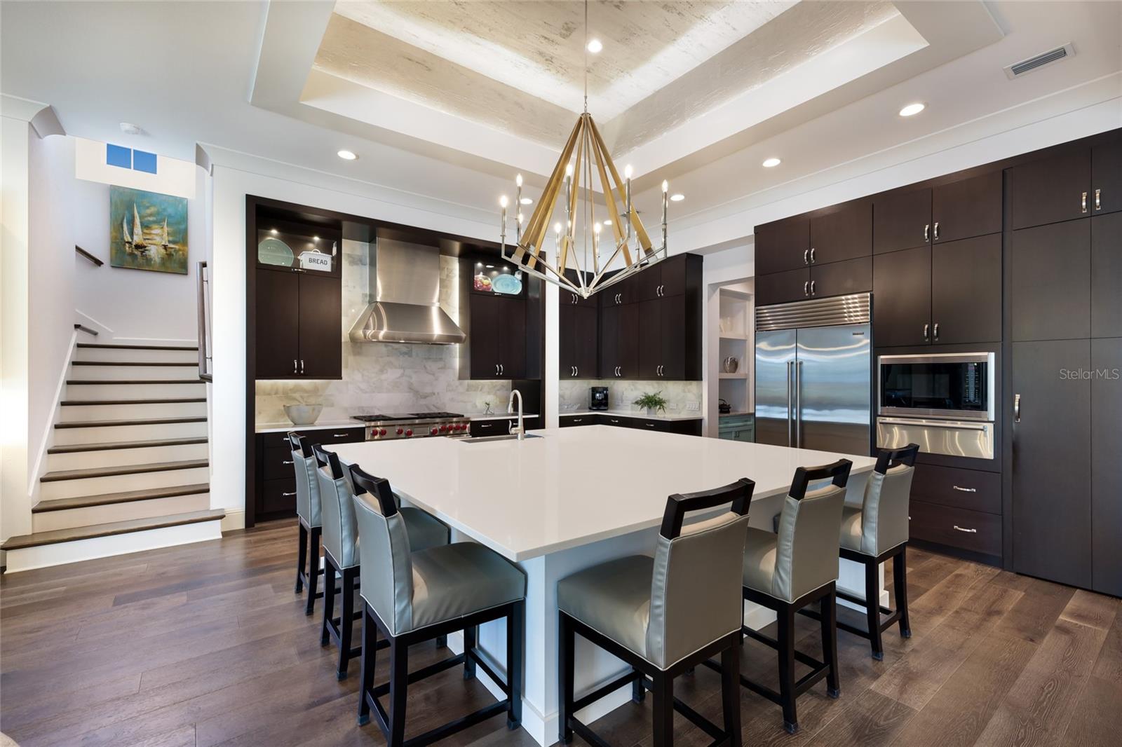 LAKE CLUB PH II - Residential