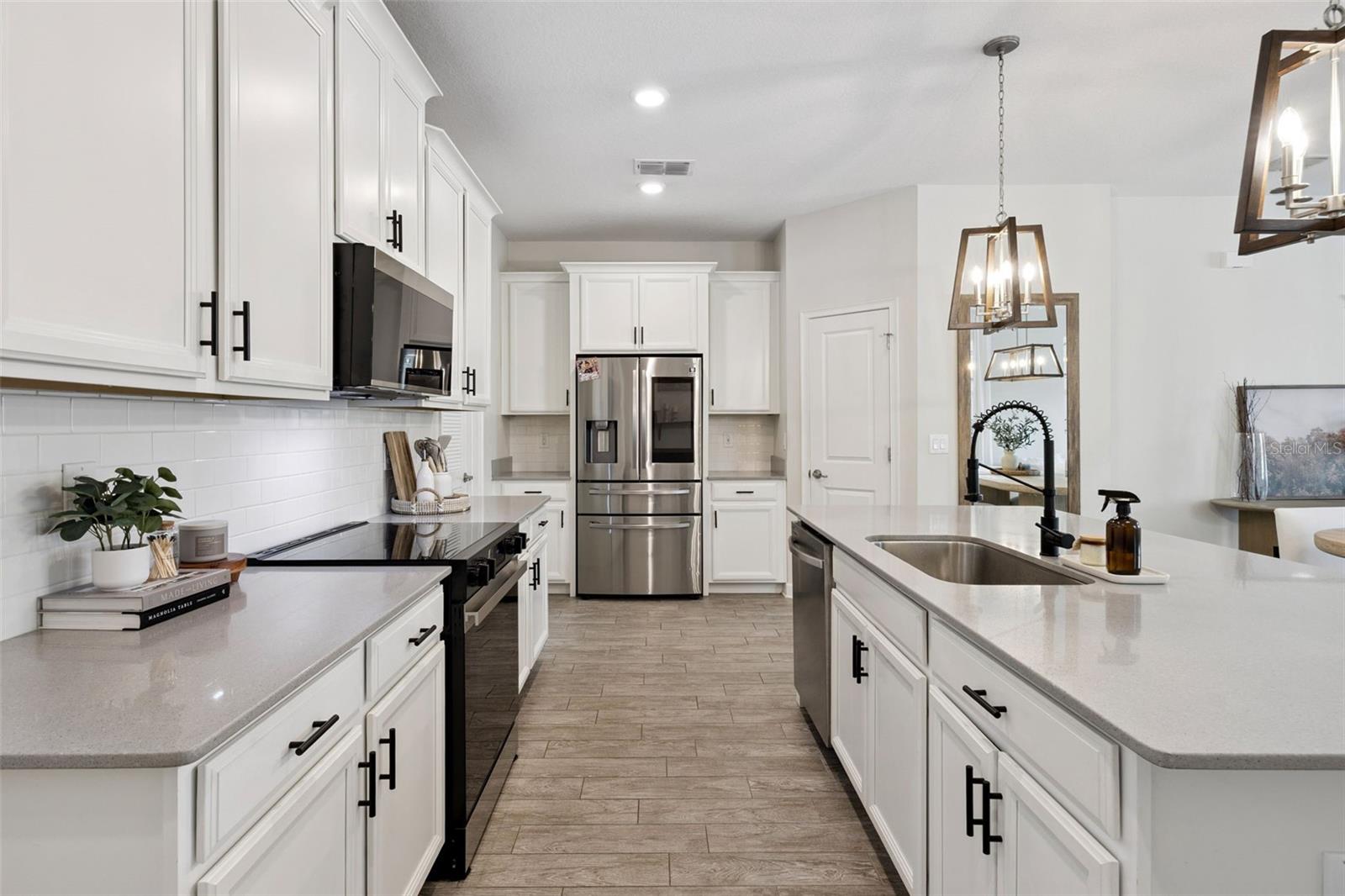 14717 MAGNOLIA RIDGE LOOP