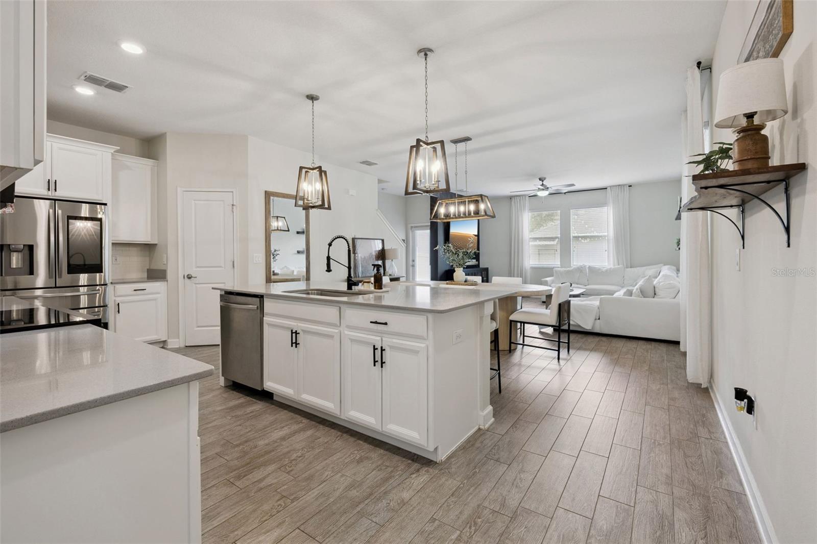 14717 MAGNOLIA RIDGE LOOP