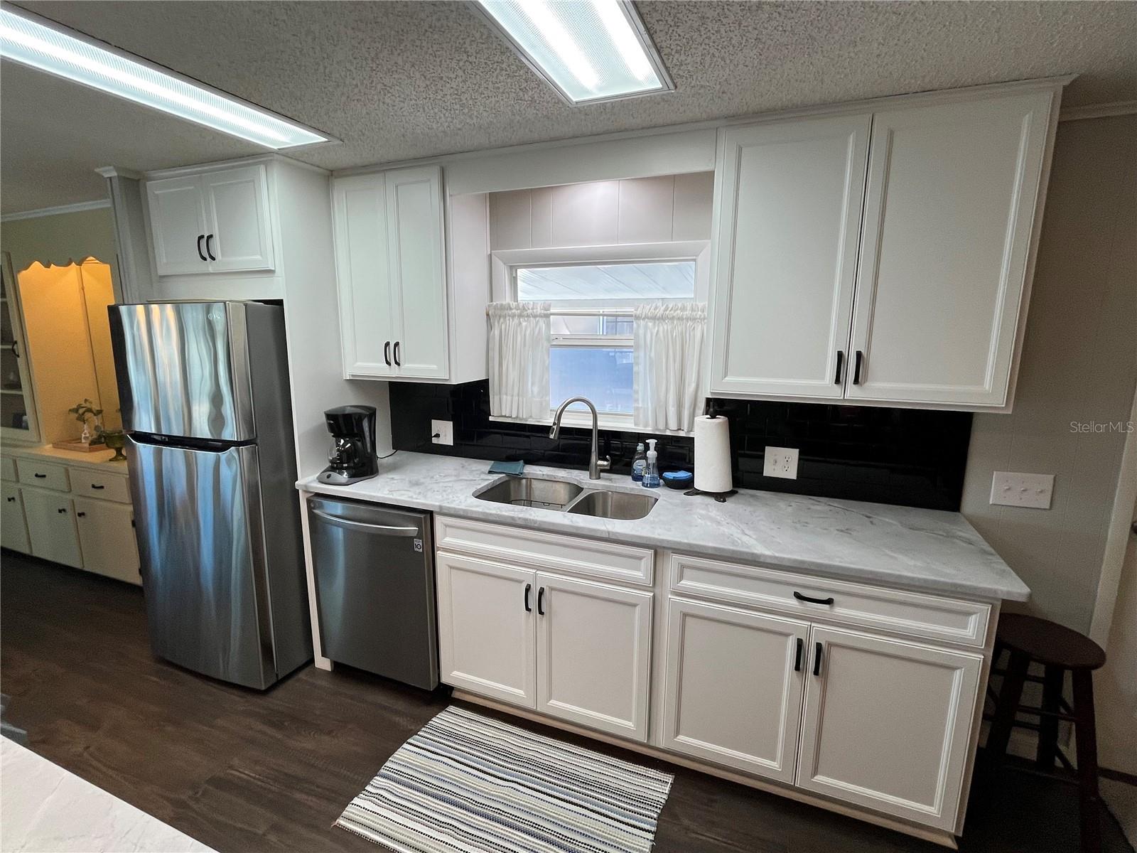 VENICE ISLE - Residential