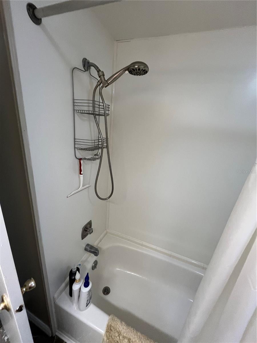 VENICE ISLE - Residential