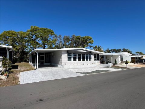 Photo of 837 Jolanda Circle, Venice, FL 34285 (MLS # N6142992)