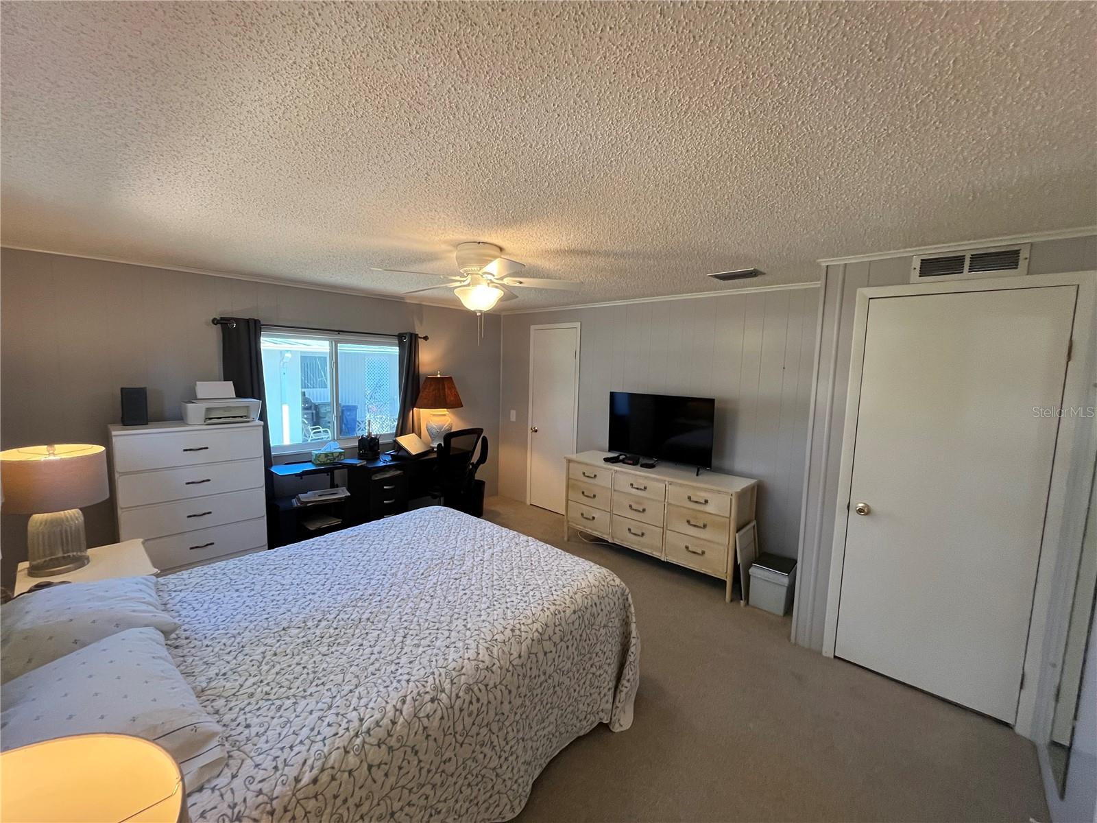 VENICE ISLE - Residential