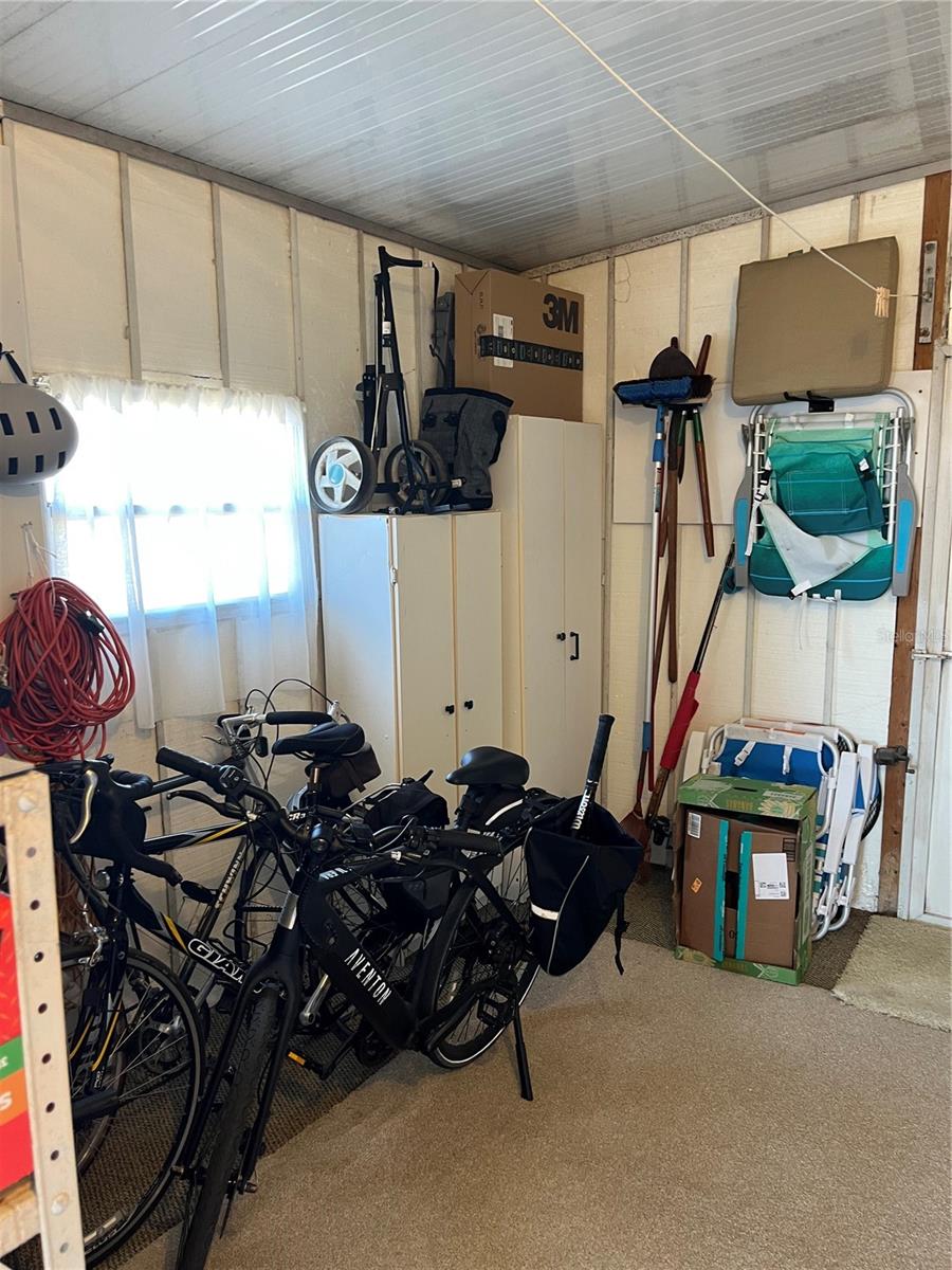 VENICE ISLE - Residential