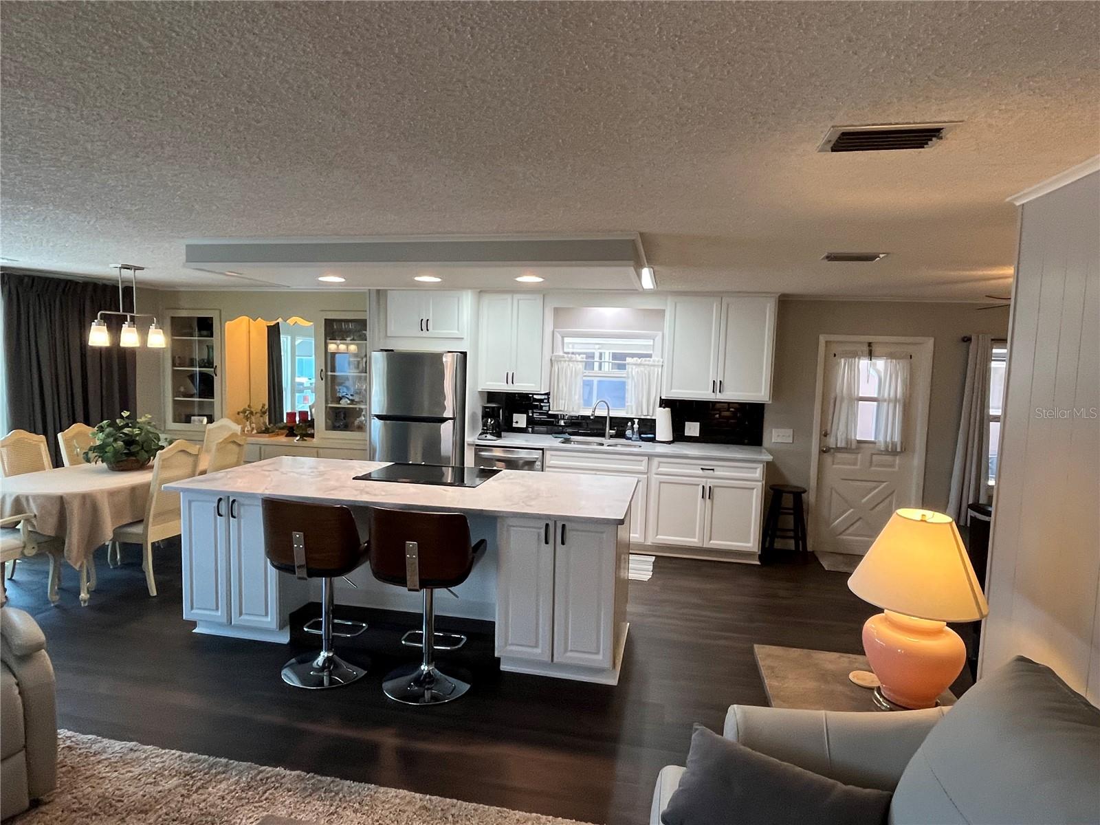 VENICE ISLE - Residential