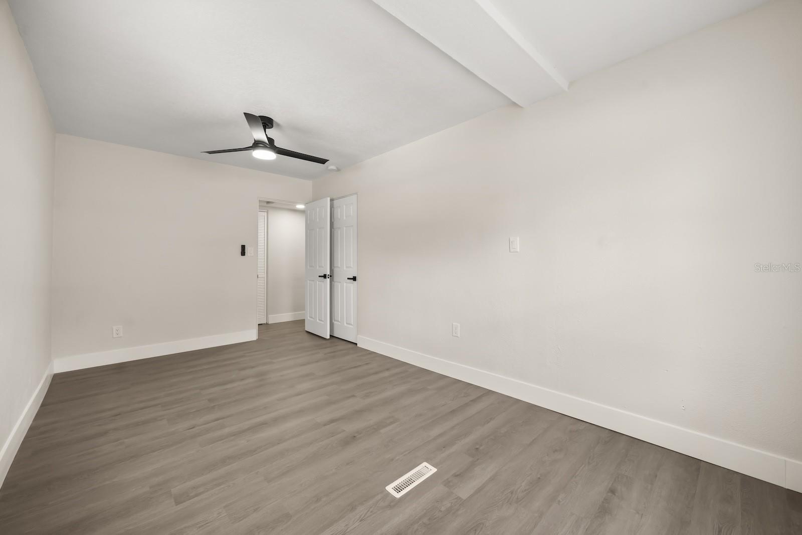 PINE HILLS PARK SUB - Residential