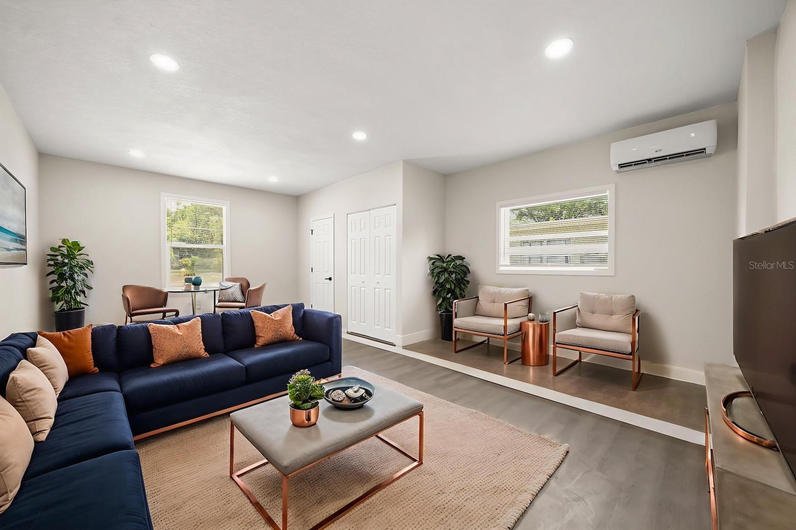 PINE HILLS PARK SUB - Residential