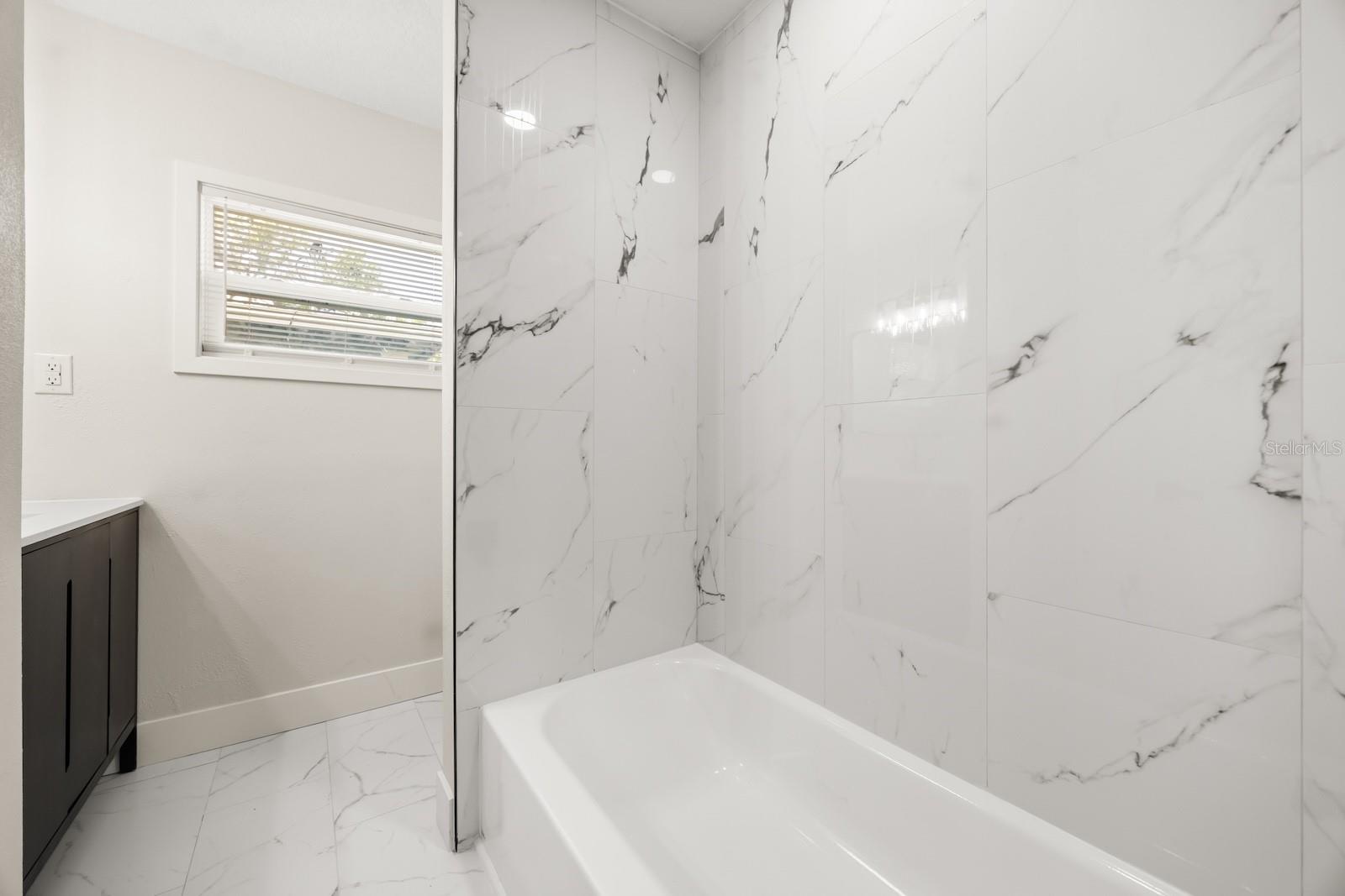 PINE HILLS PARK SUB - Residential