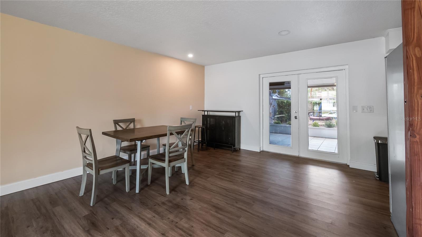 MEADOWS - Residential