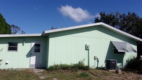 Tiny photo for 9110 SW 103rd Place, Ocala, FL 34481 (MLS # OM734851)