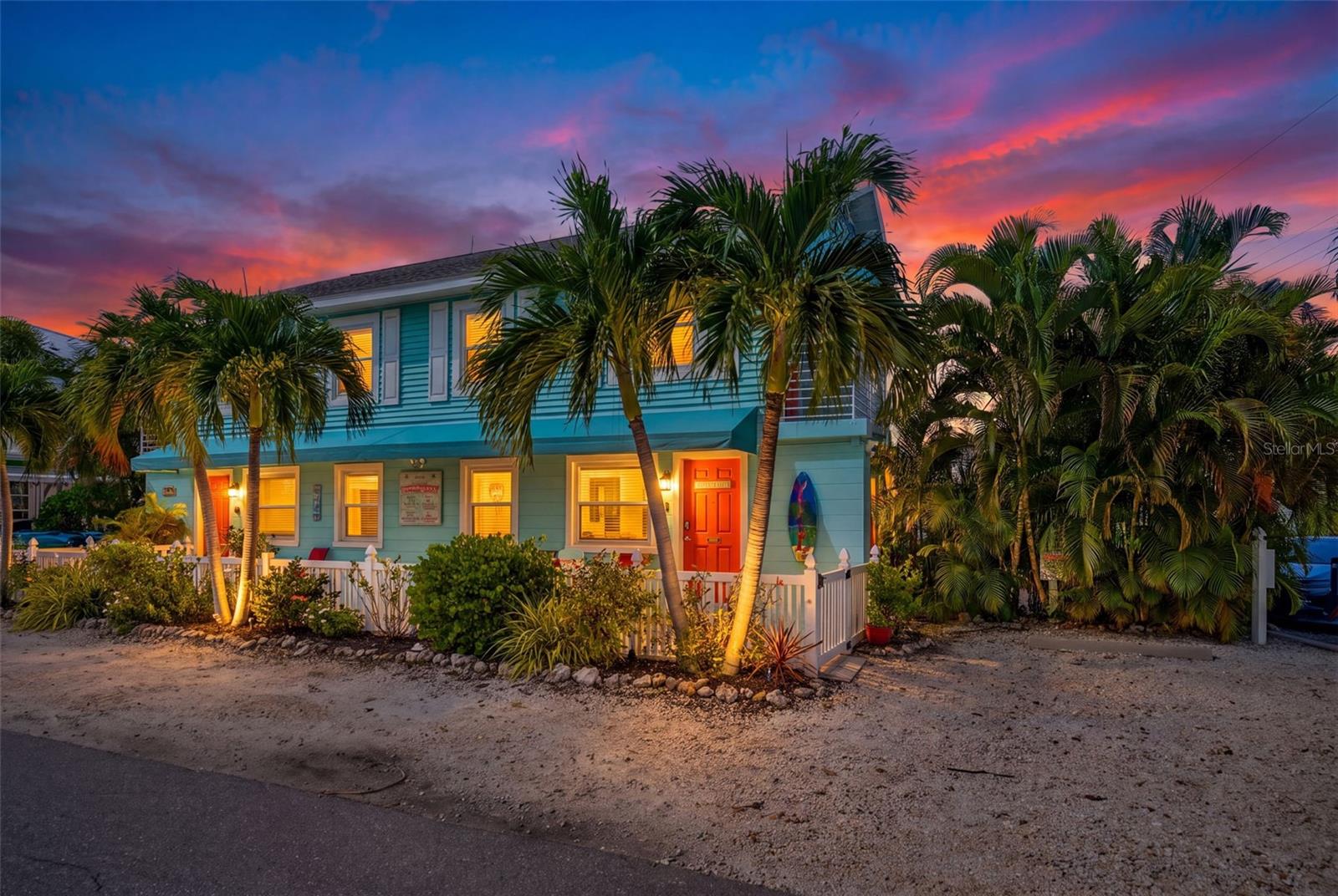 308 2ND STREET N 102, BRADENTON BEACH, FL, 34217 4 308 2ND STREET N 102