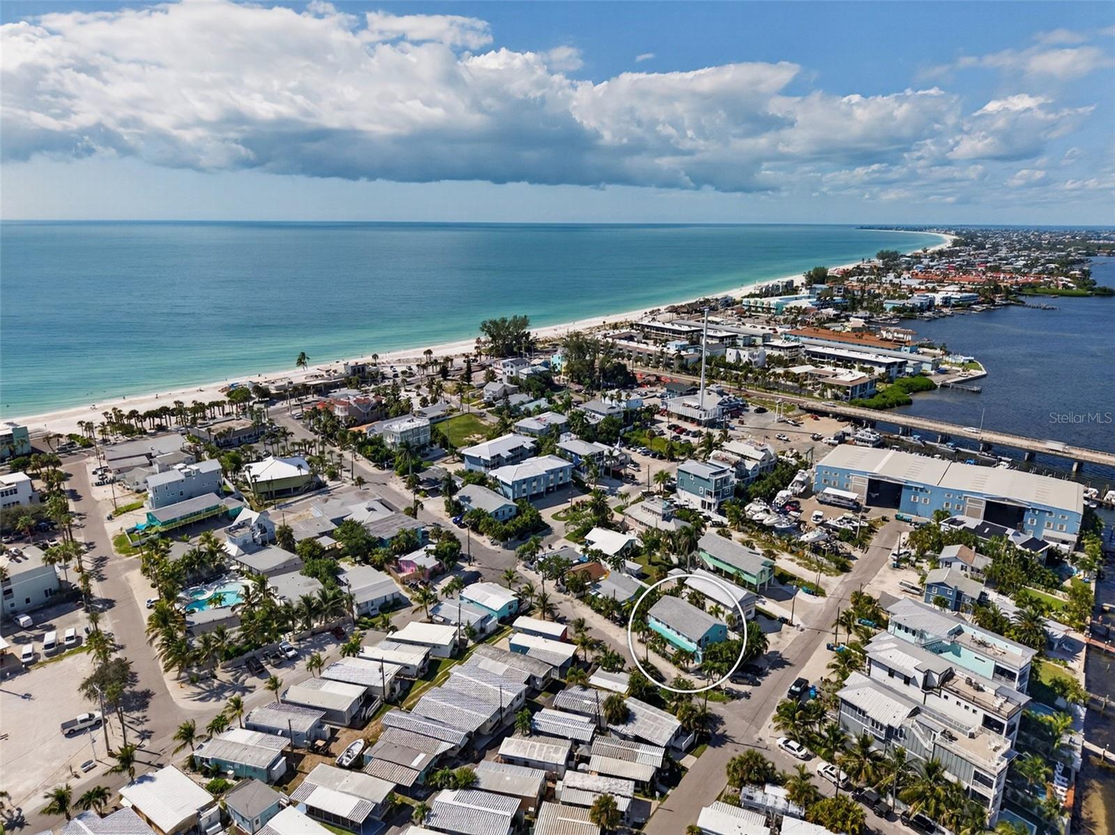 308 2ND STREET N 102, BRADENTON BEACH, FL, 34217 1 308 2ND STREET N 102