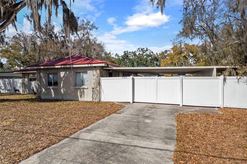 Photo of 3304 W Reynolds Street, Plant City, FL 33563 (MLS # TB8476366)