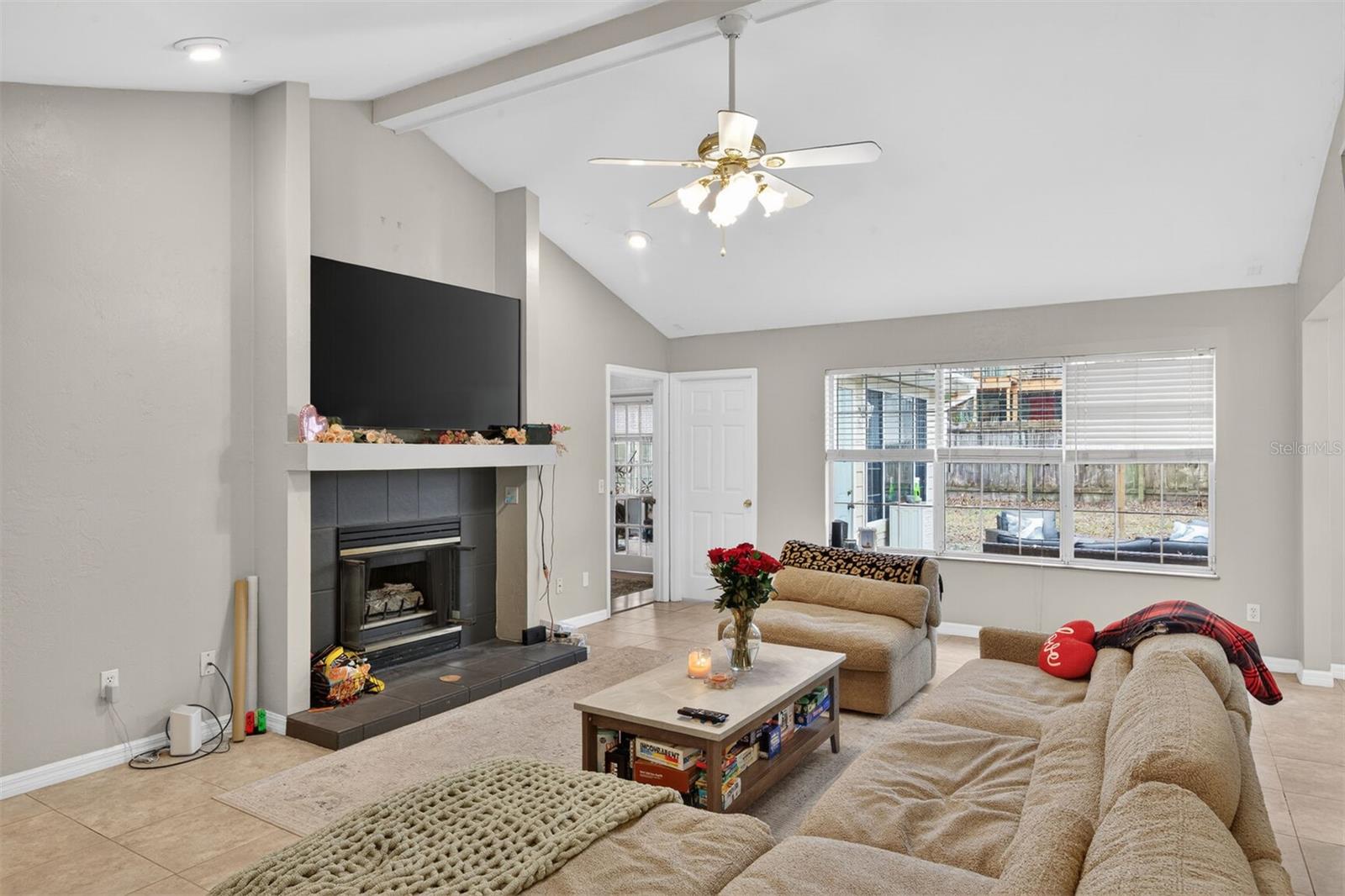 BLACK PINES - Residential