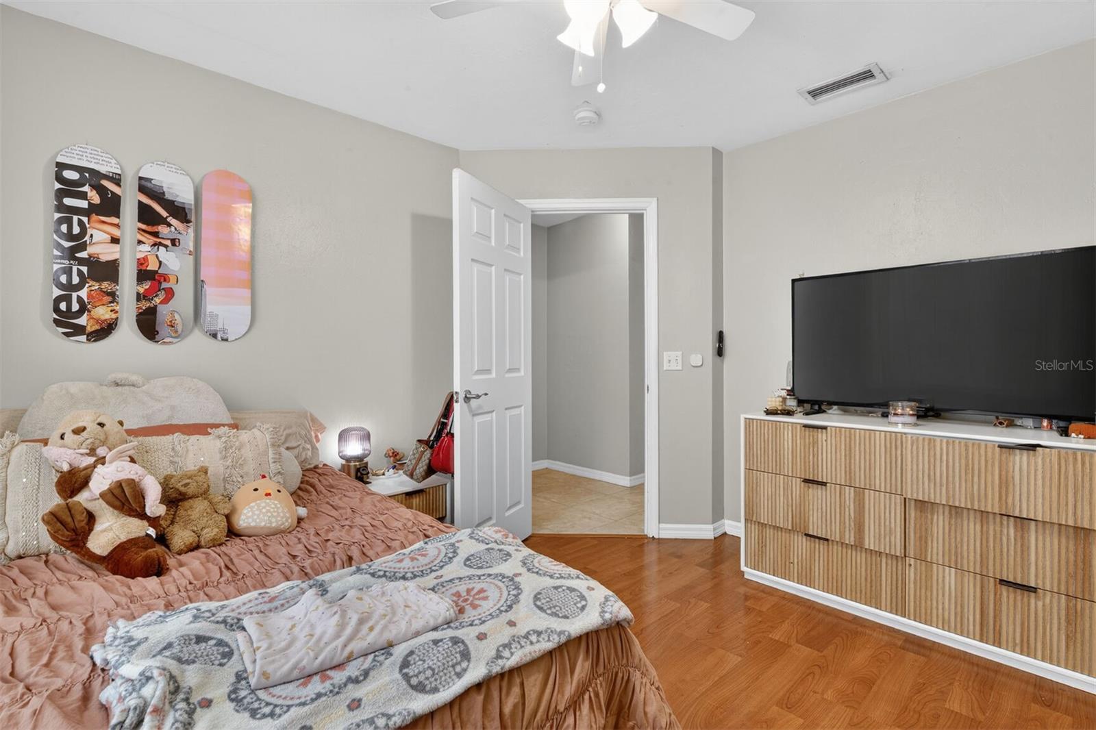 BLACK PINES - Residential