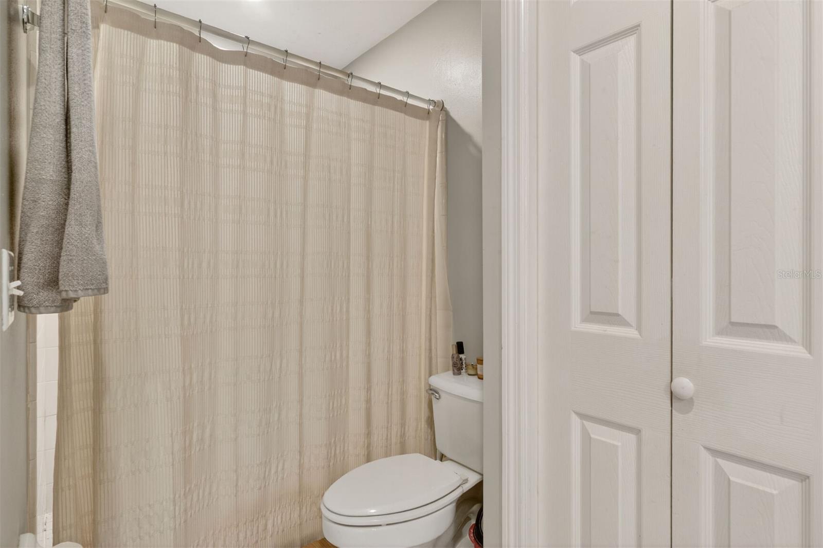 BLACK PINES - Residential