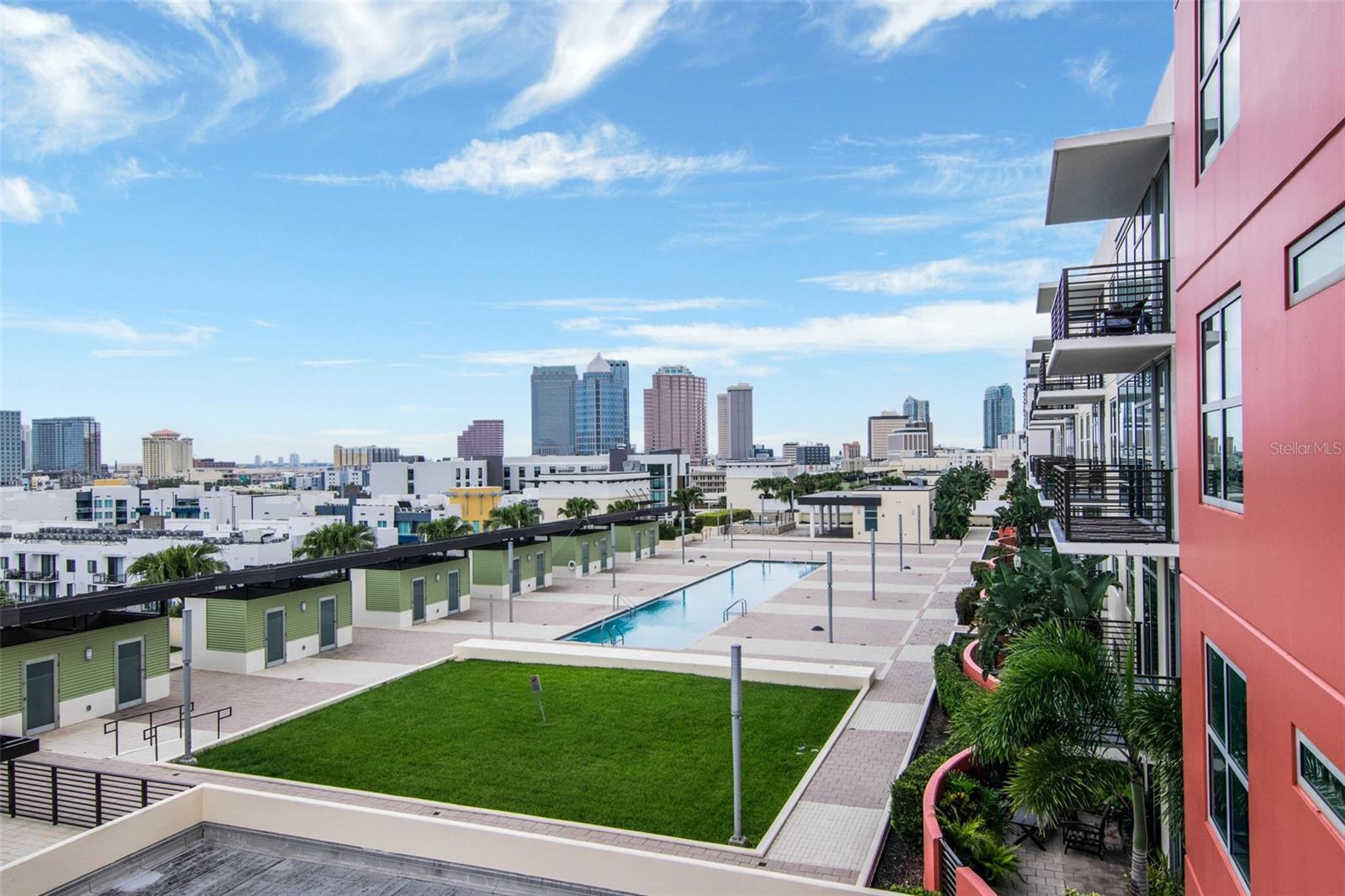 GRAND CENTRAL AT KENNEDY RESID - Residential Lease