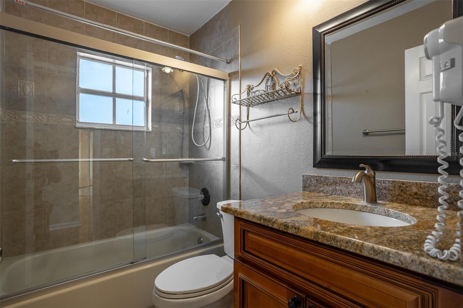 LEIGHTON PLACE - Residential