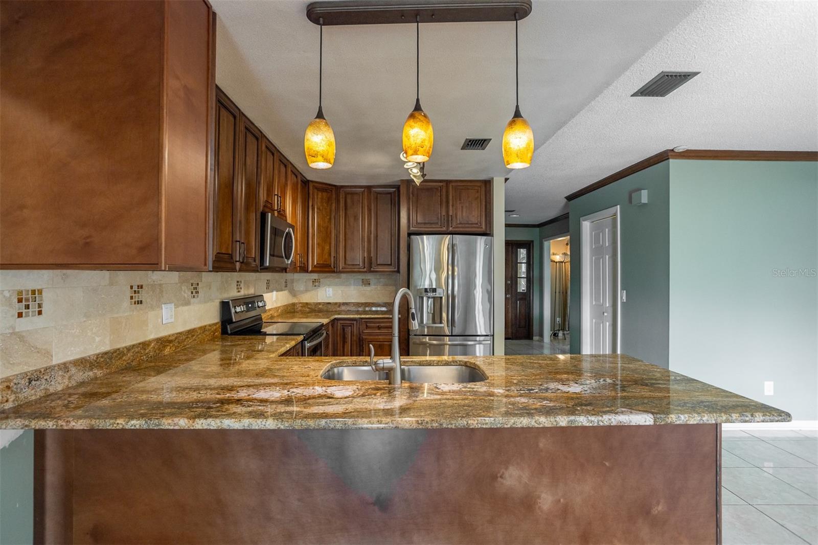 LEIGHTON PLACE - Residential