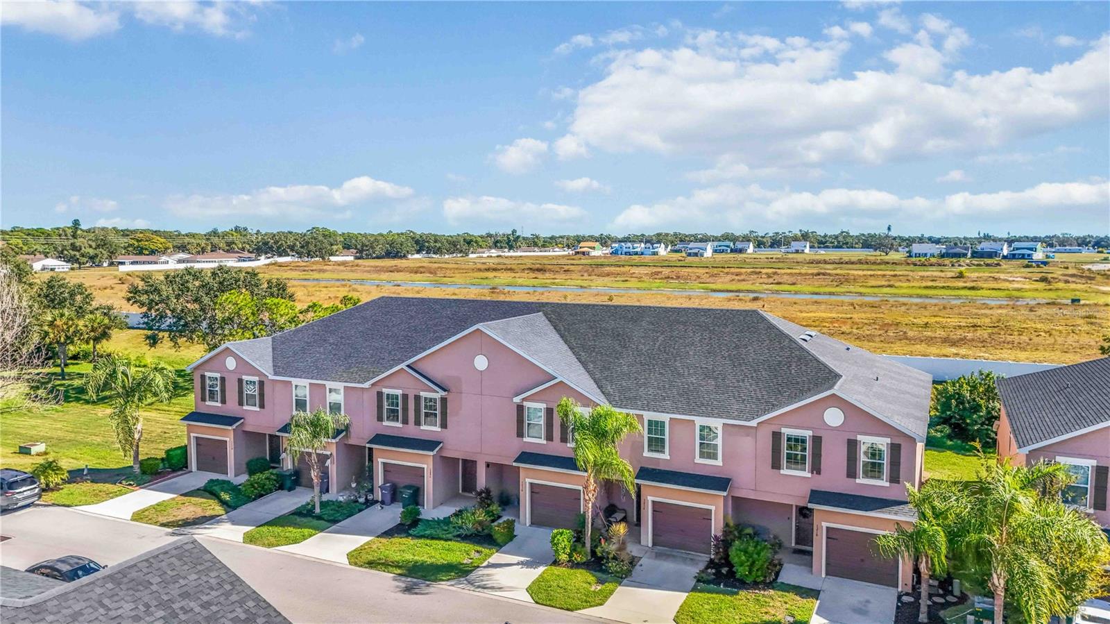 BRADFORD MANOR TWNHMS - Residential Lease