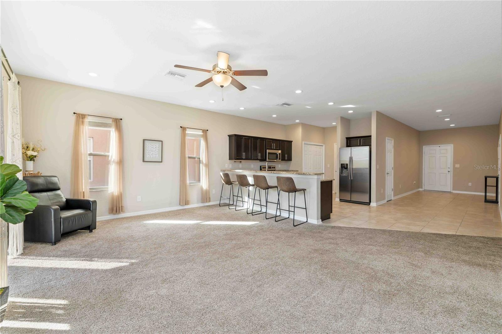 BRADFORD MANOR TWNHMS - Residential Lease