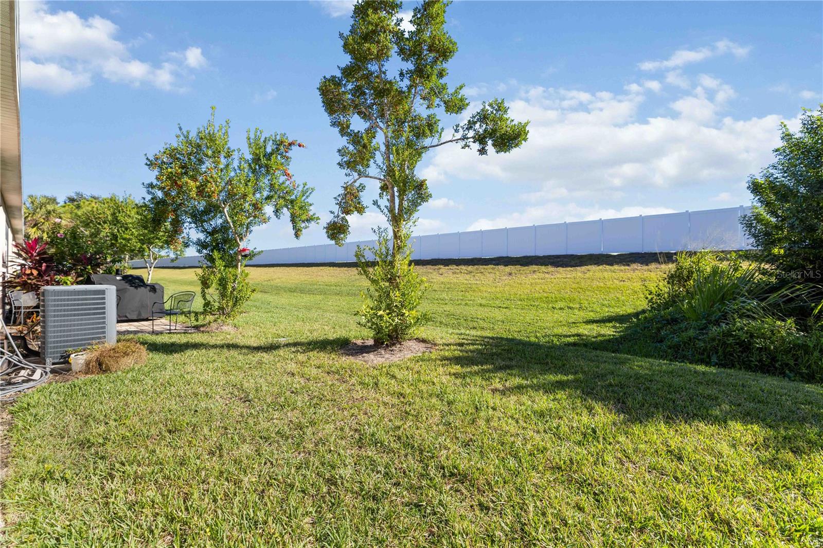 BRADFORD MANOR TWNHMS - Residential Lease