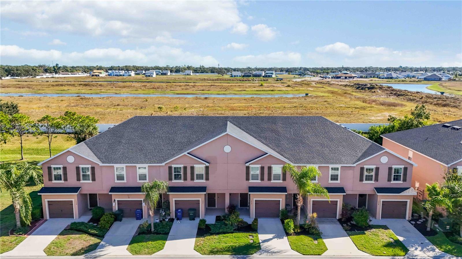 BRADFORD MANOR TWNHMS - Residential Lease