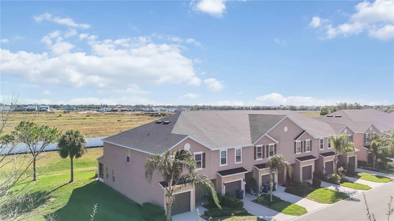 BRADFORD MANOR TWNHMS - Residential Lease