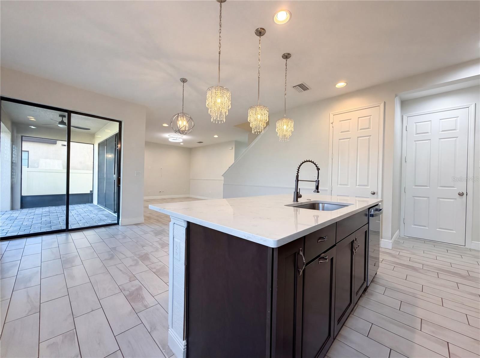 B & D HAWKSTONE PH 2 - Residential