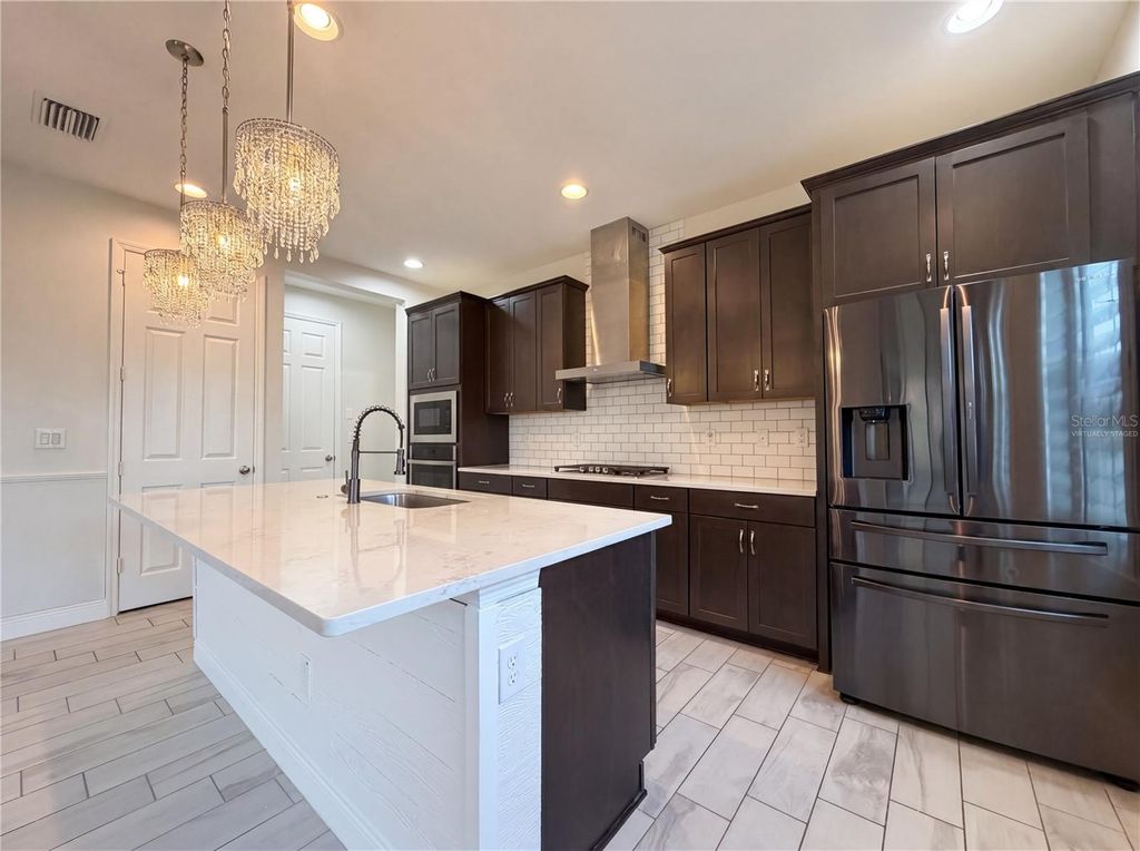 Photo of 12643 Horseshoe Bend Drive, Lithia, FL 33547 (MLS # O6403309)