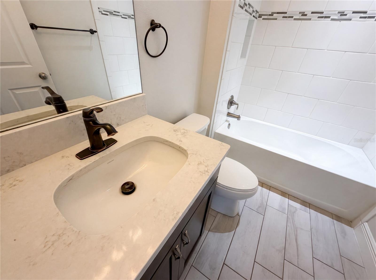 B & D HAWKSTONE PH 2 - Residential