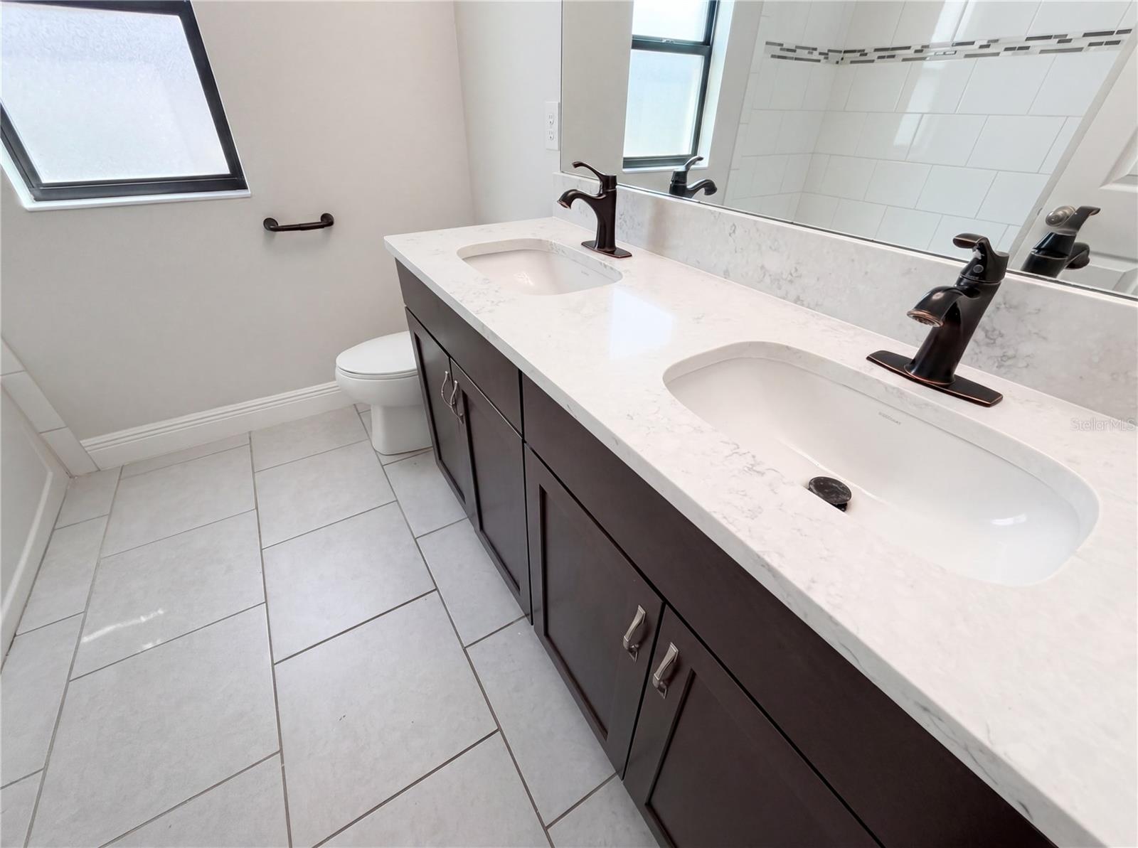 B & D HAWKSTONE PH 2 - Residential