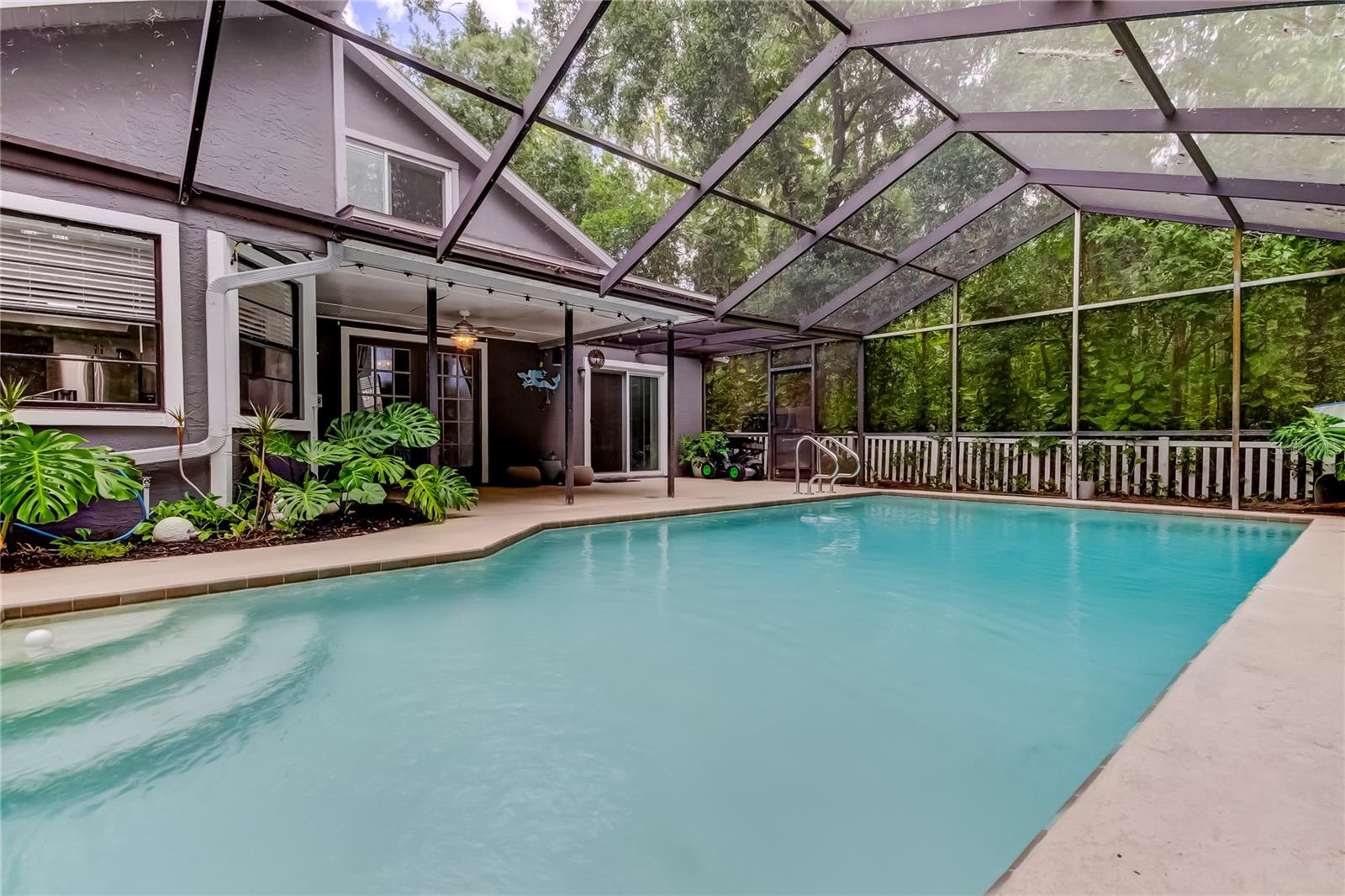 NATURES HIDEAWAY - Residential